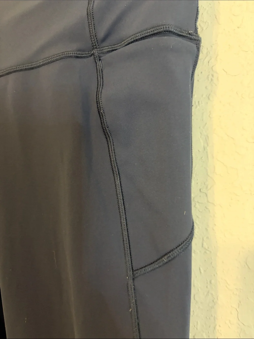 Lululemon Navy Leggings With Side Pockets Size 4